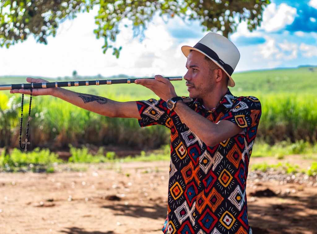 Turnê “Encanto e Poesia” mantém Mestre Anderson Miguel em circulação até&nbsp;janeiro